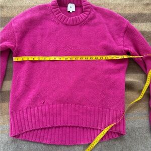 GOOP PINK
SWEATER